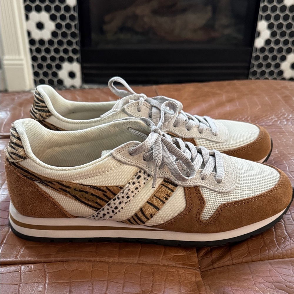 Gola Women's Sneakers in White and Brown with Animal Print